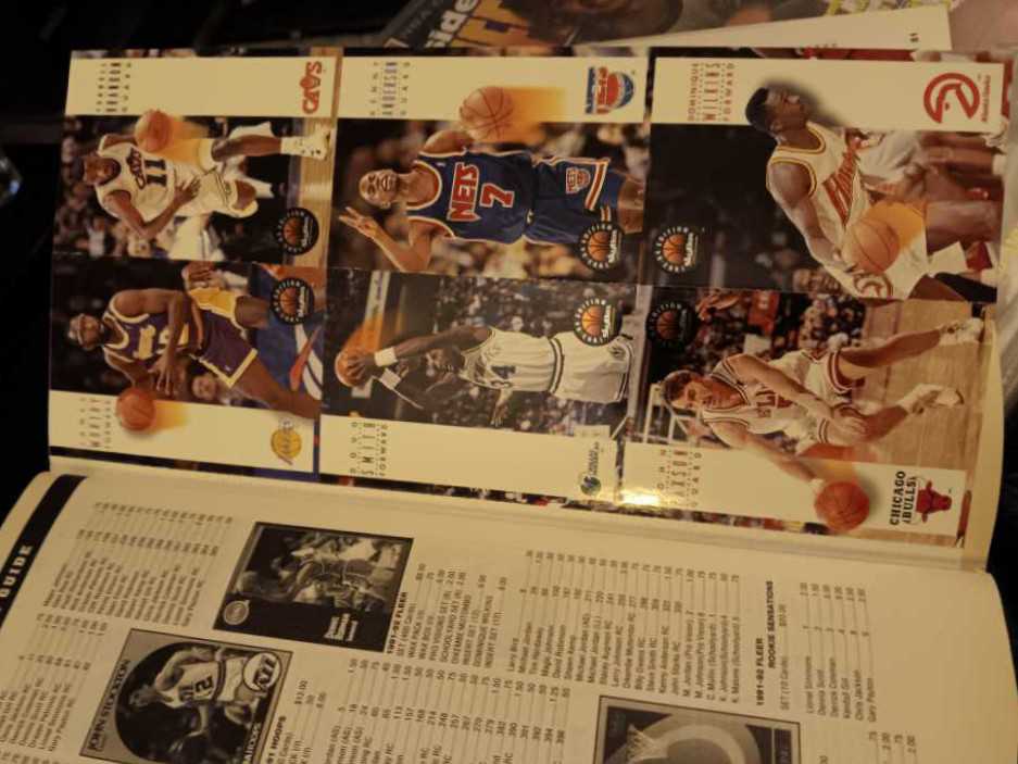 Trading Cards Magazine   (December) magazine collectible [Barcode 07466650096912] - Main Image 3