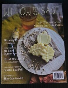 Camera Bag Essentials  2016 March