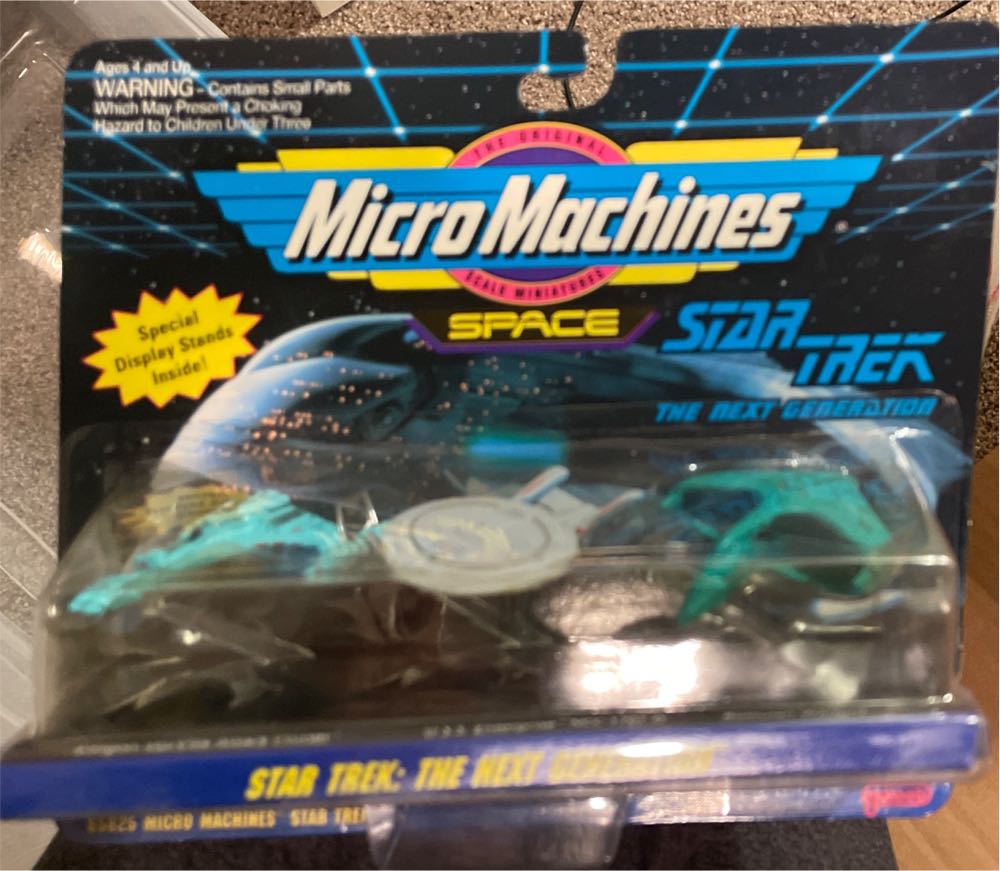 Celebrity Skin # 166 June Covergirl Paris Hilton ...