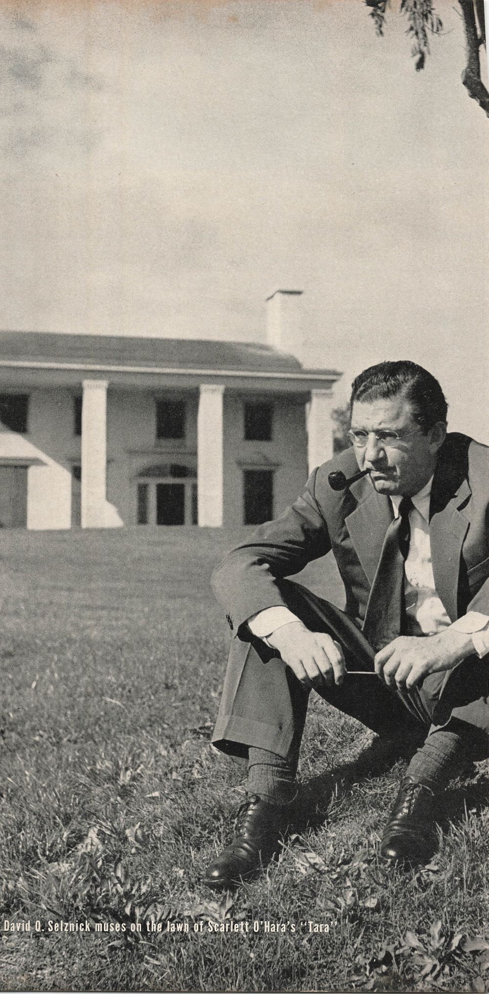 Life  (December) magazine collectible - Main Image 3