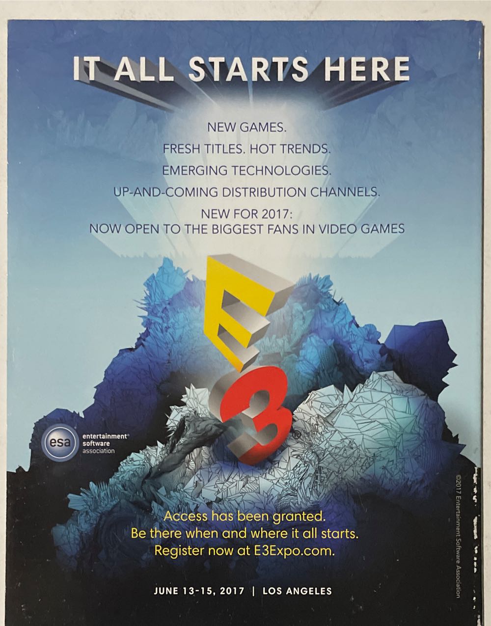 Official Xbox Magazine 199  (April) magazine collectible [Barcode 07148601092004] - Main Image 2