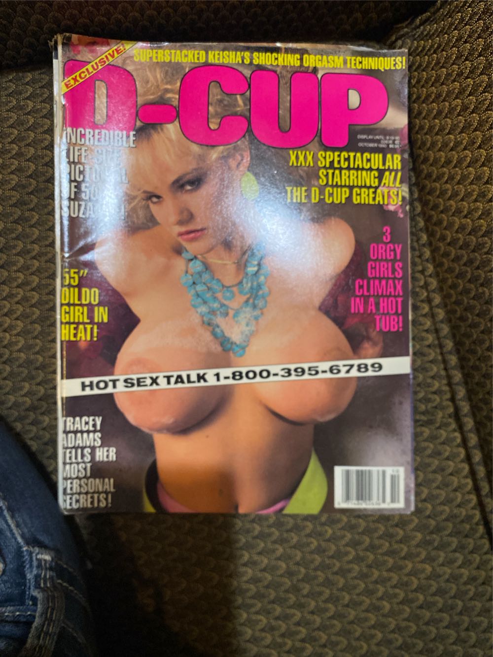 Jurassic Park Souvenir Magazine