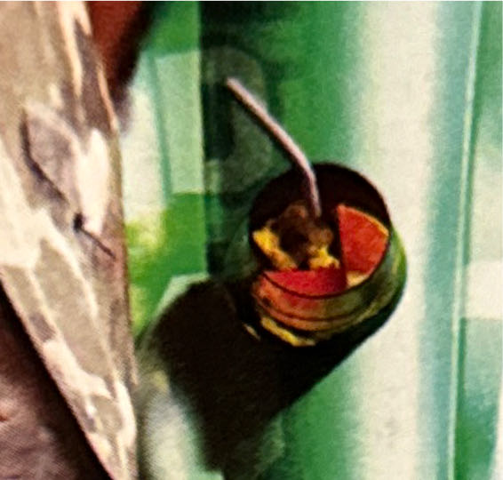 Game Informer 352  (January) magazine collectible - Main Image 4