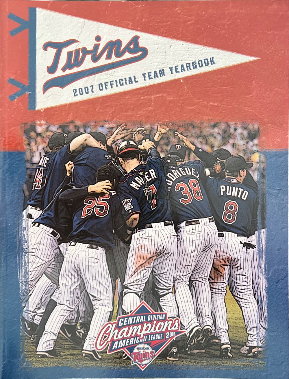 Official Xbox Magazine 211