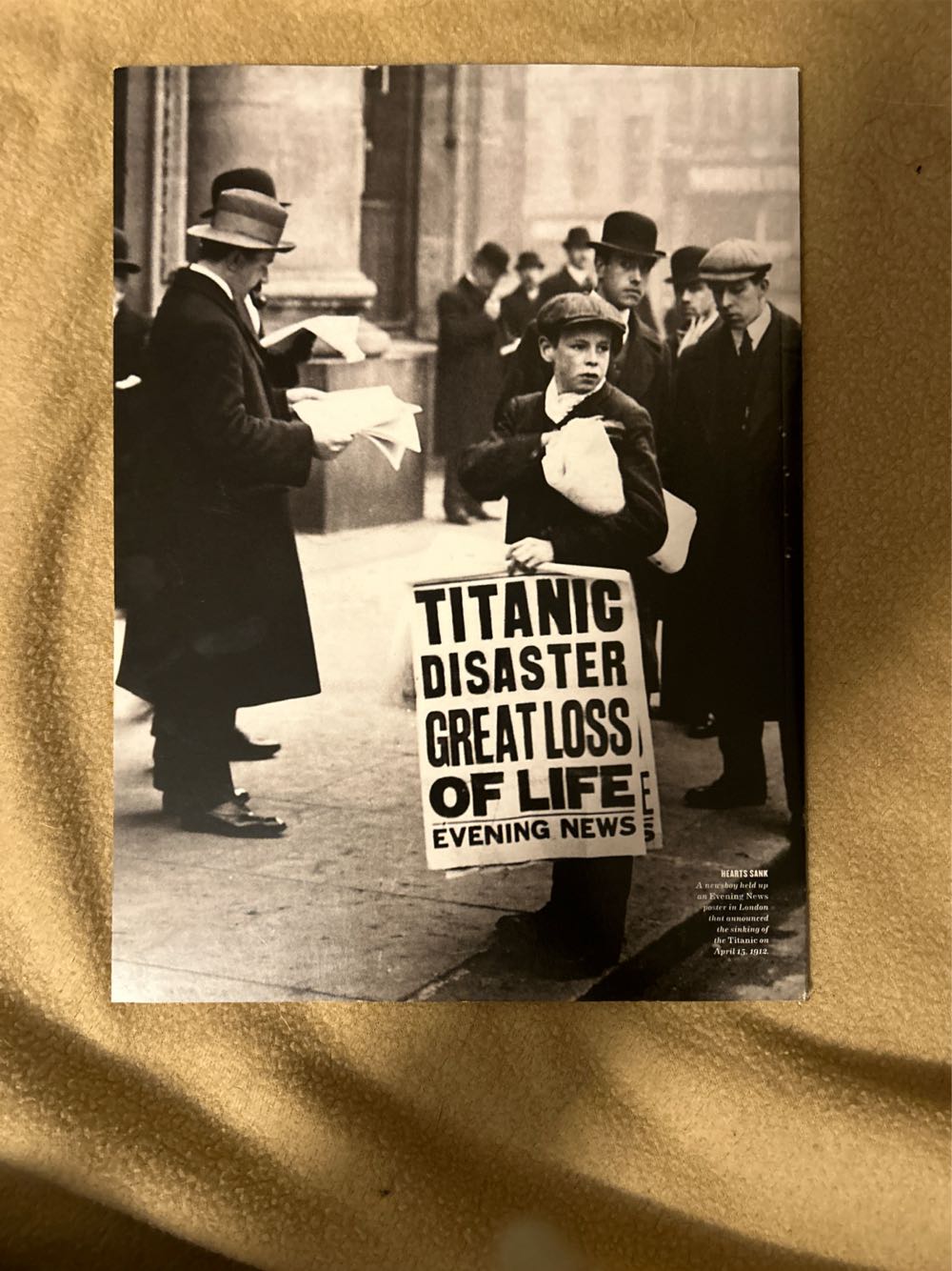 The Titanic  (March) magazine collectible [Barcode 07189671193618] - Main Image 2