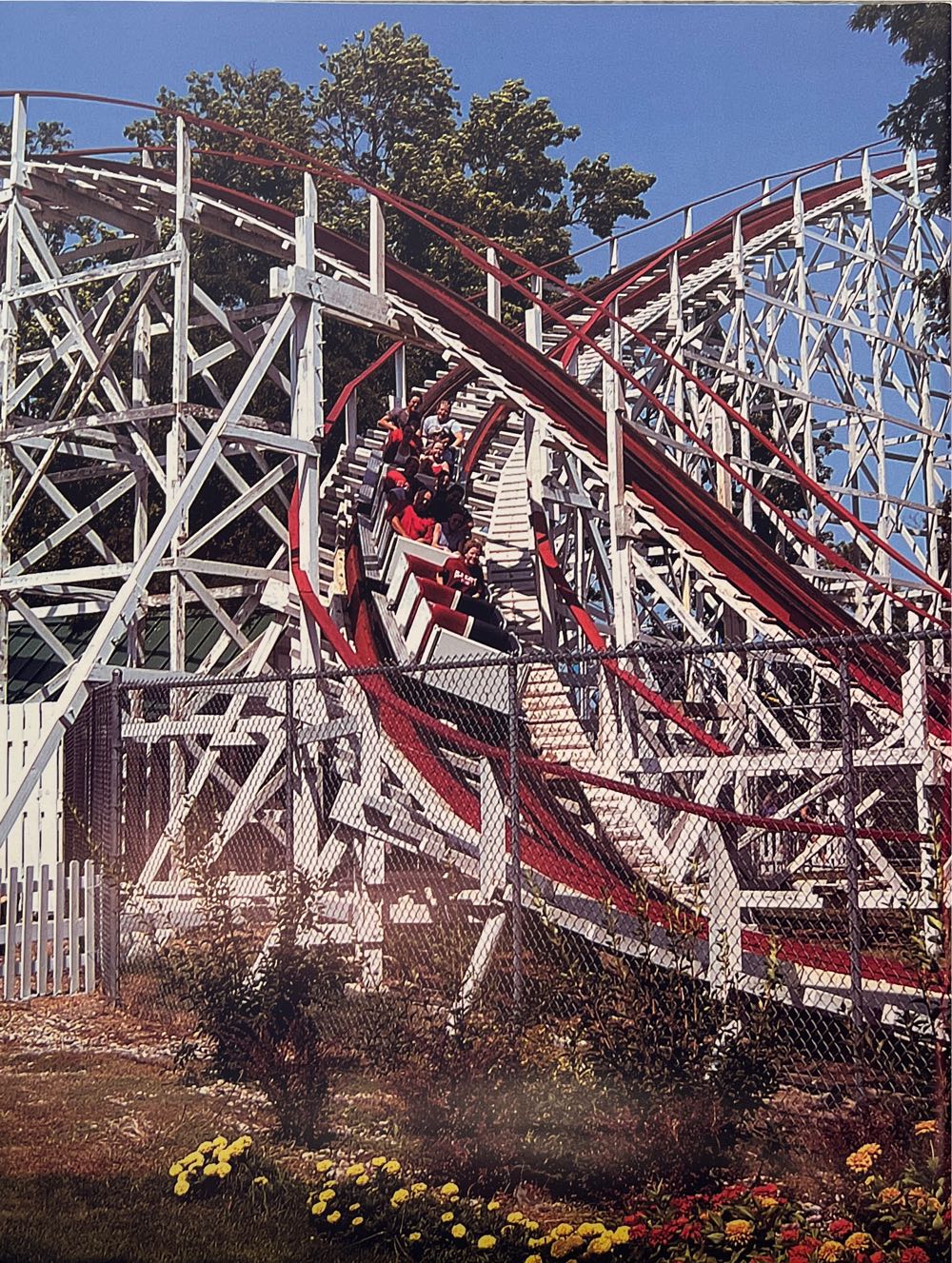 Theme Park Online Vol. 1 Nr. 1  magazine collectible - Main Image 2