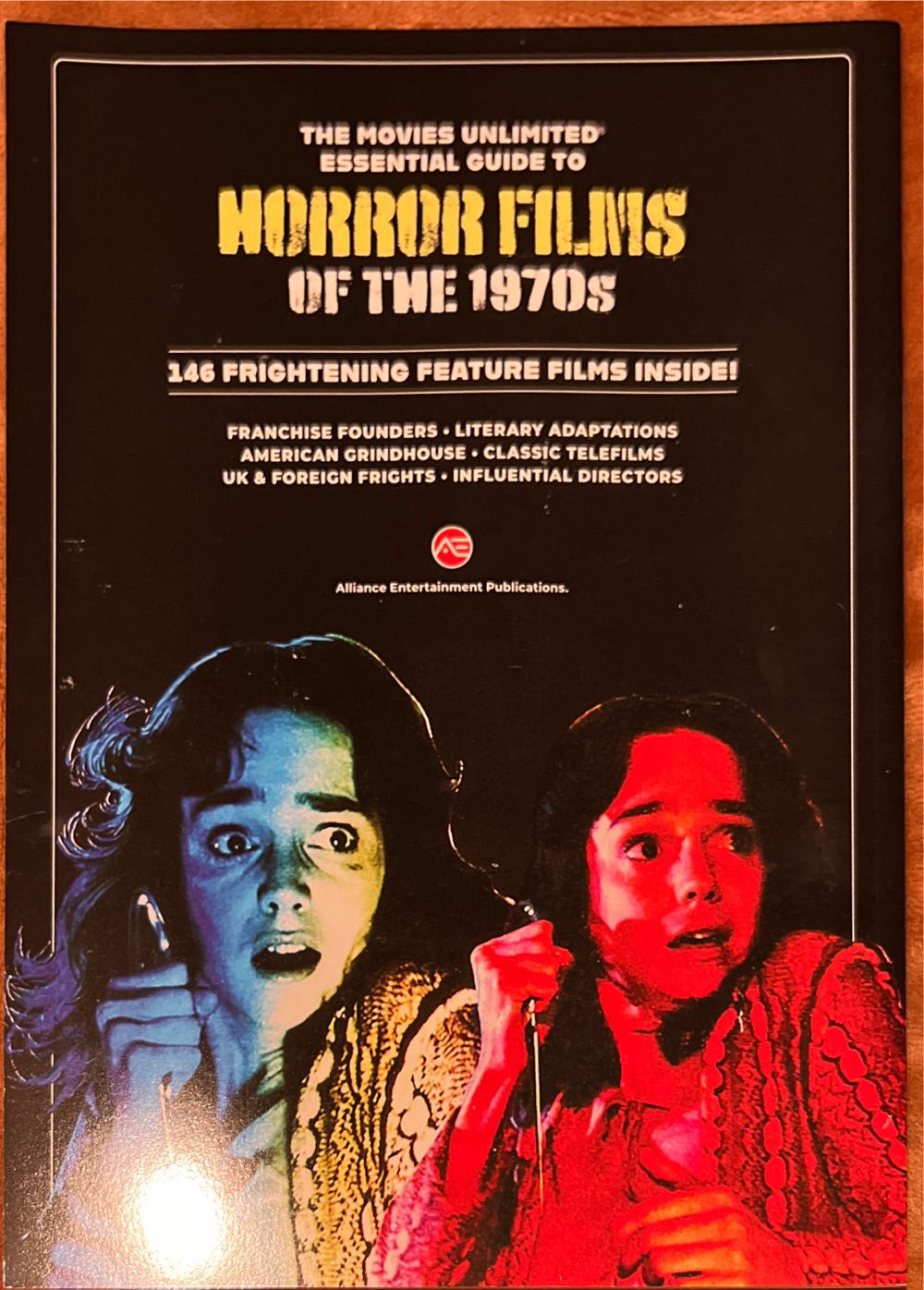 The Movies Unlimited Essential Guide to Horror Films of the 1970s  magazine collectible [Barcode 00912844044642] - Main Image 2