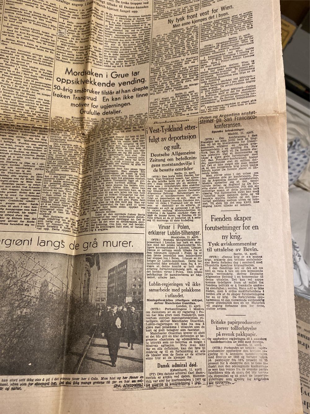 Aftenposten (H)  (April) magazine collectible - Main Image 4