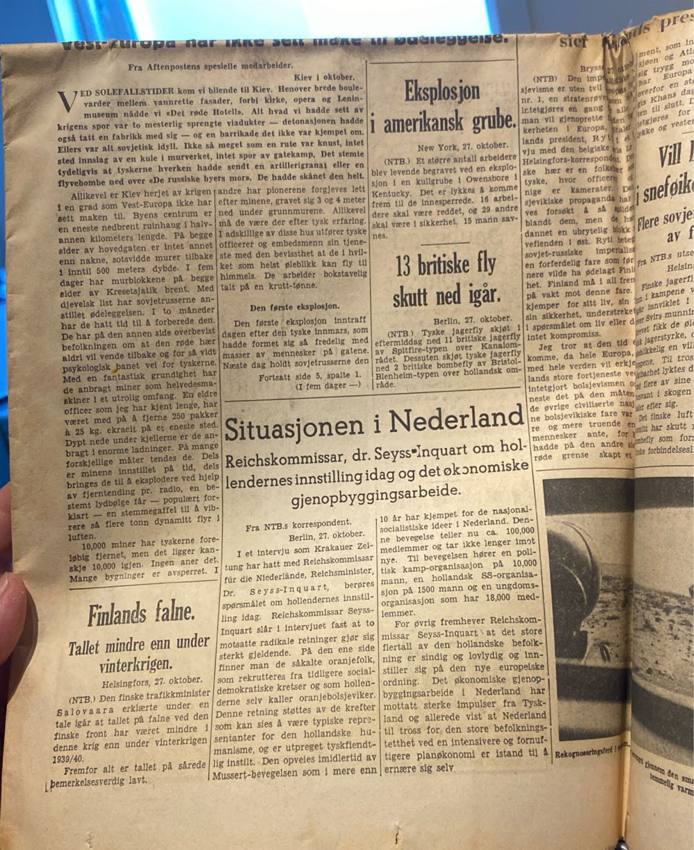 Aftenposten (H)  (October) magazine collectible - Main Image 3