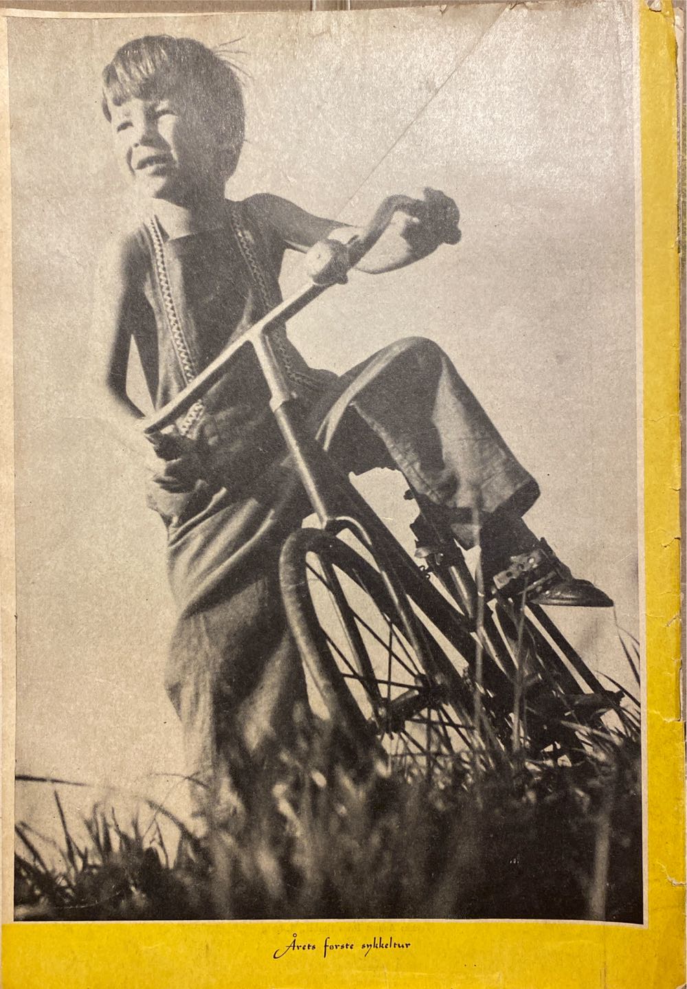 Korrespondanse fra Berlin (H)  (May) magazine collectible - Main Image 2