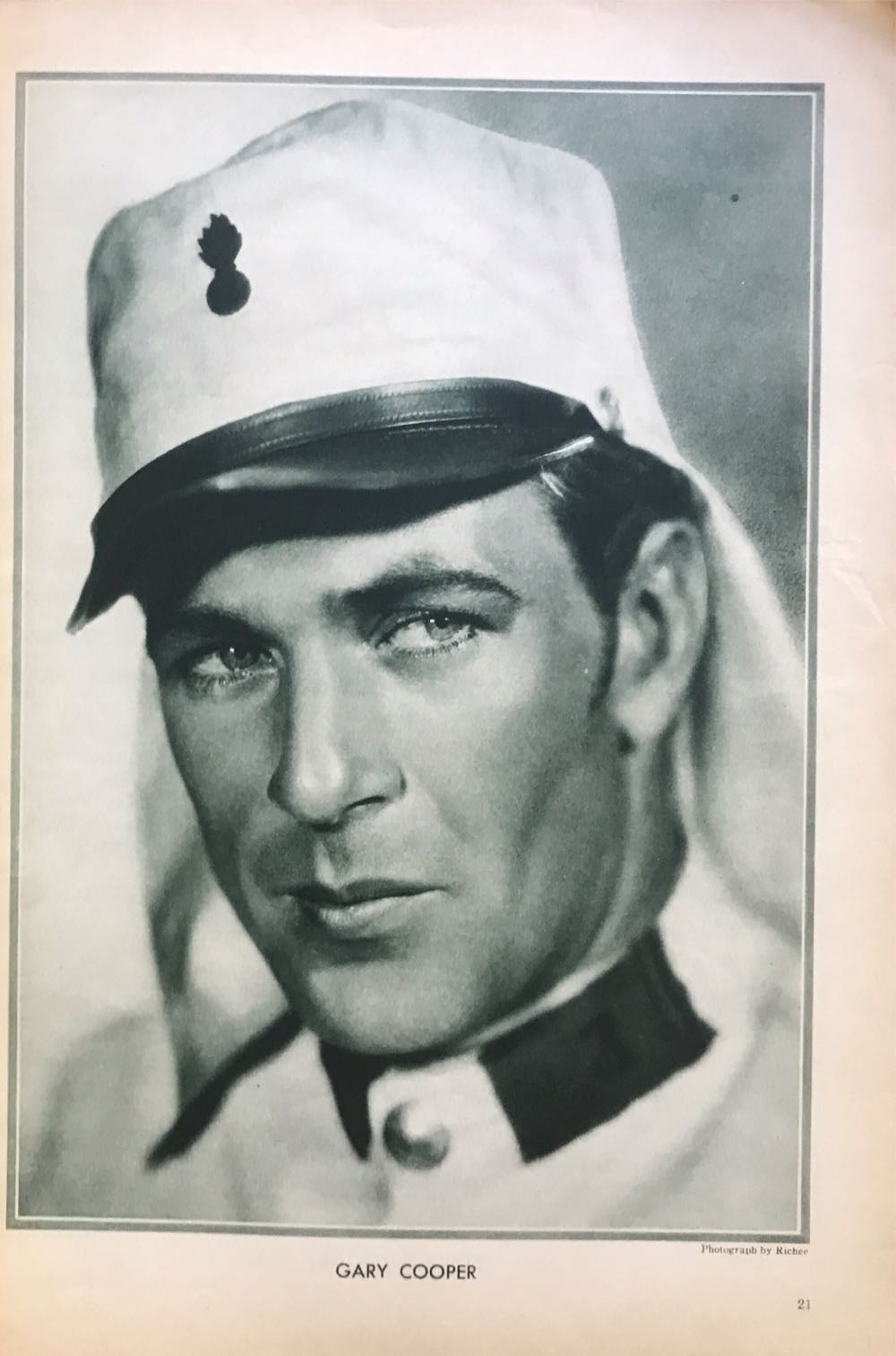 New Movie  (November) magazine collectible - Main Image 4