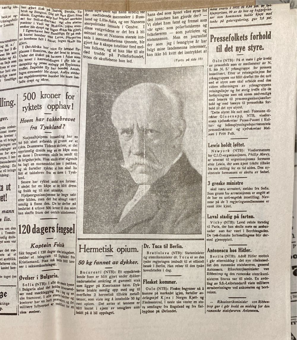 Stavanger Aftenblad (H)  (November) magazine collectible - Main Image 4