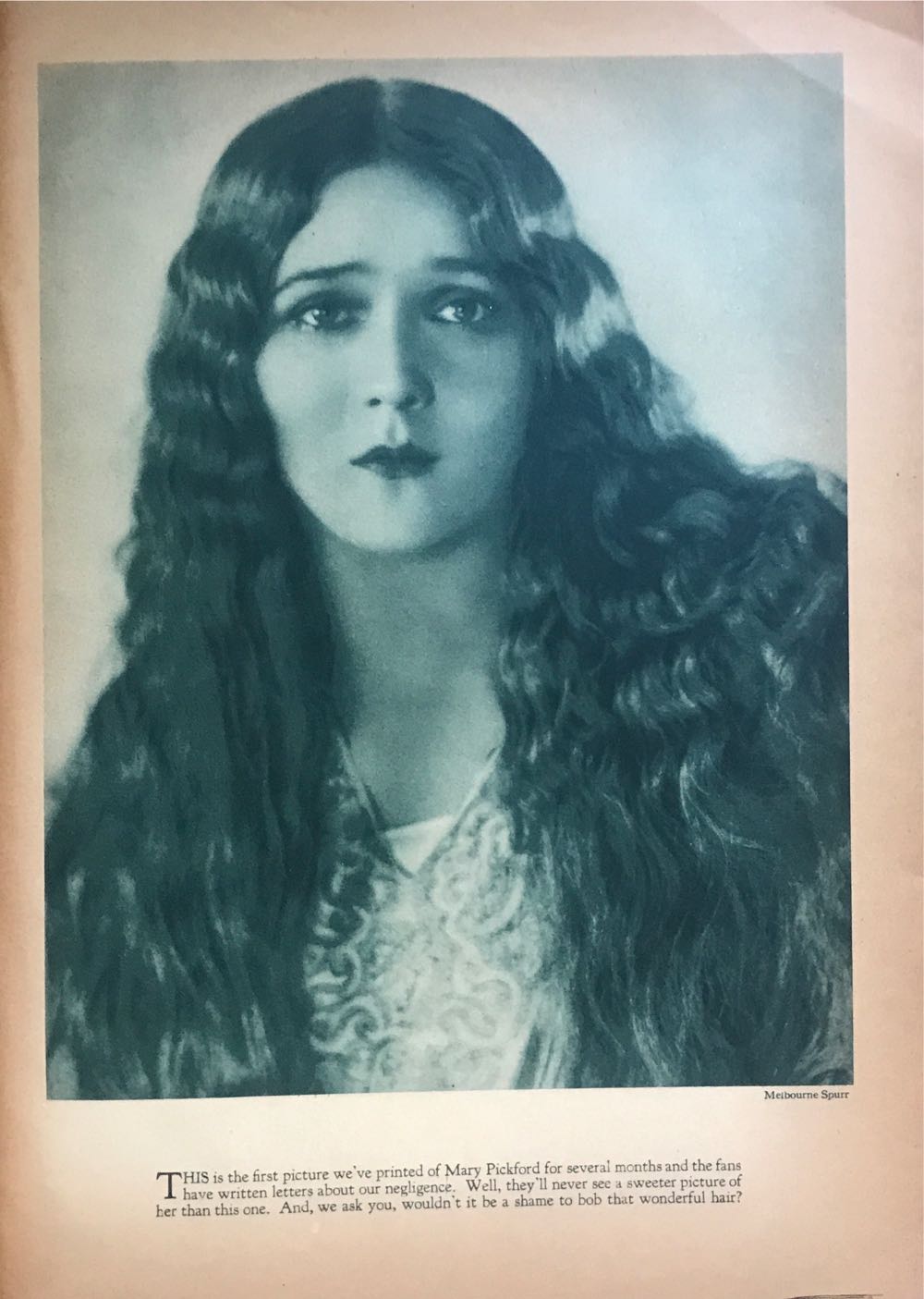 Photoplay  (January) magazine collectible - Main Image 4