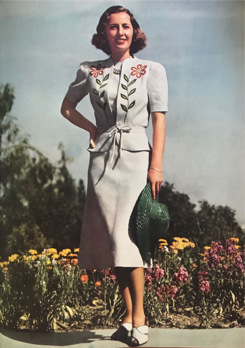 Photoplay  (August) magazine collectible - Main Image 3