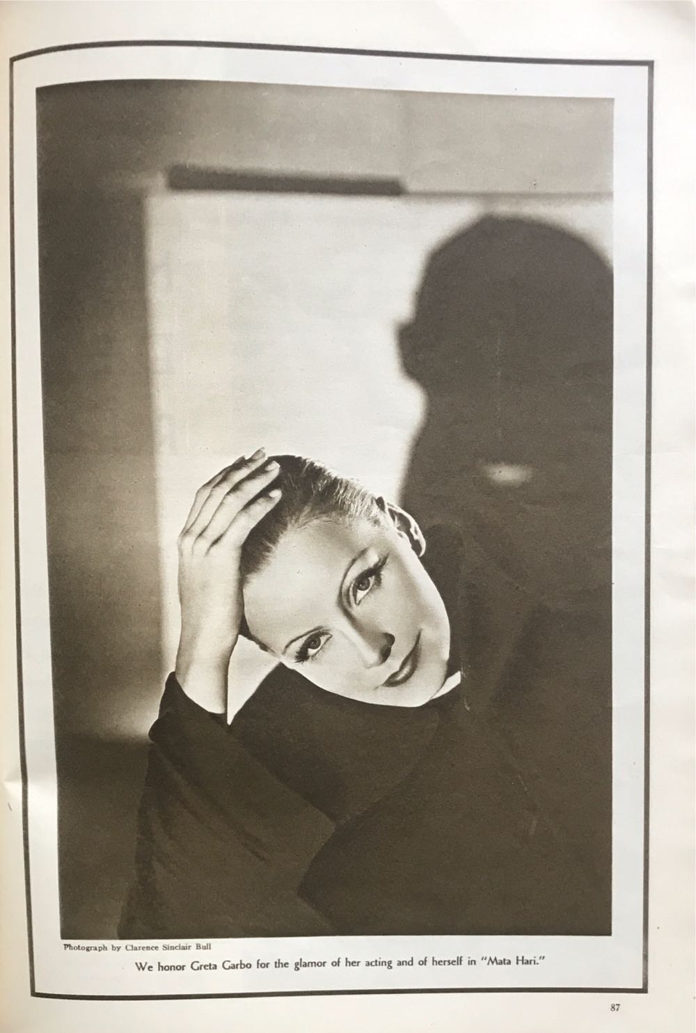 Modern Screen  (March) magazine collectible - Main Image 4