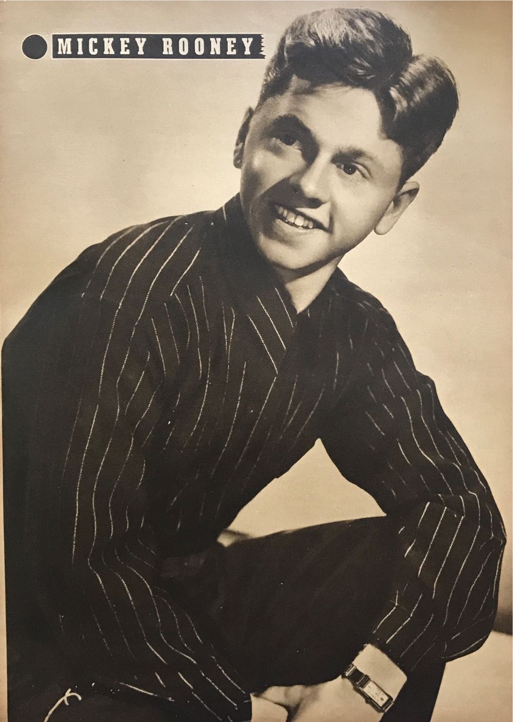 Modern Screen  (February) magazine collectible - Main Image 3