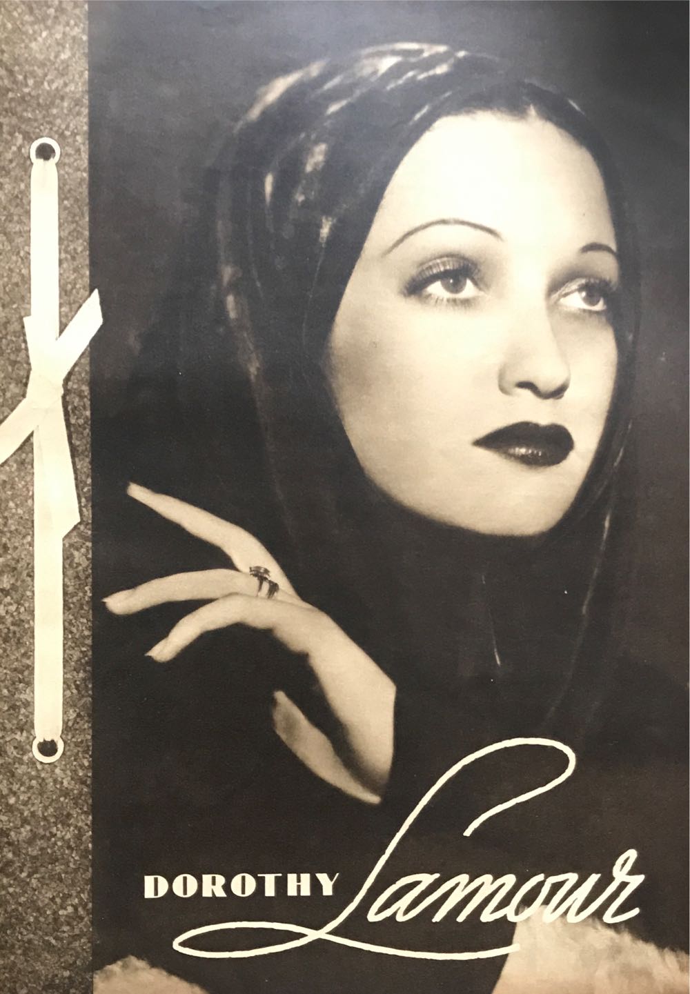 Modern Screen  (October) magazine collectible - Main Image 2