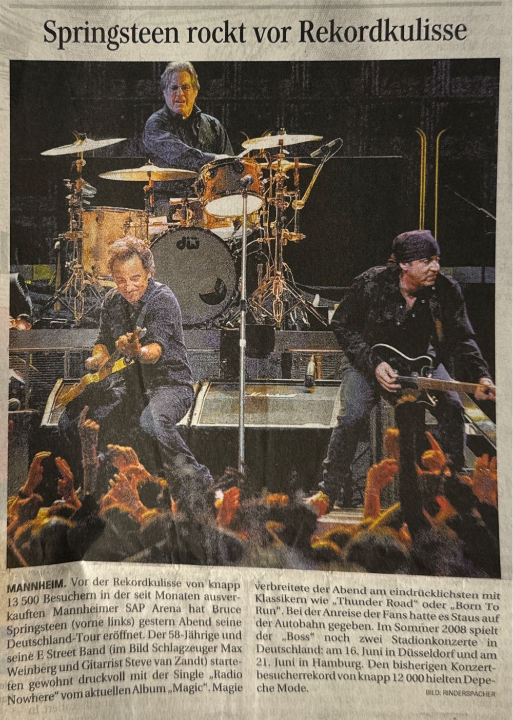 Mannheimer Morgen  (December) magazine collectible - Main Image 2