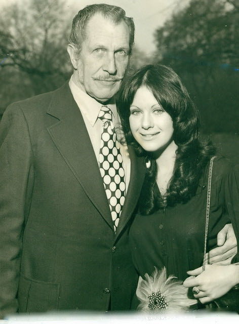 Mad 124  magazine collectible - Main Image 3