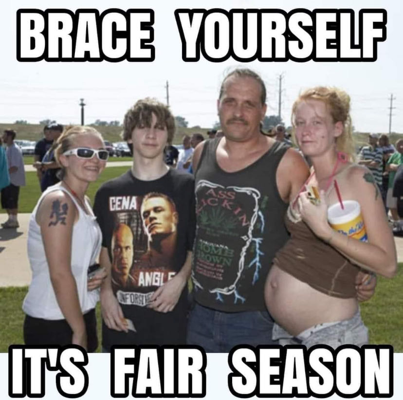 Cracked 152  (August) magazine collectible - Main Image 4