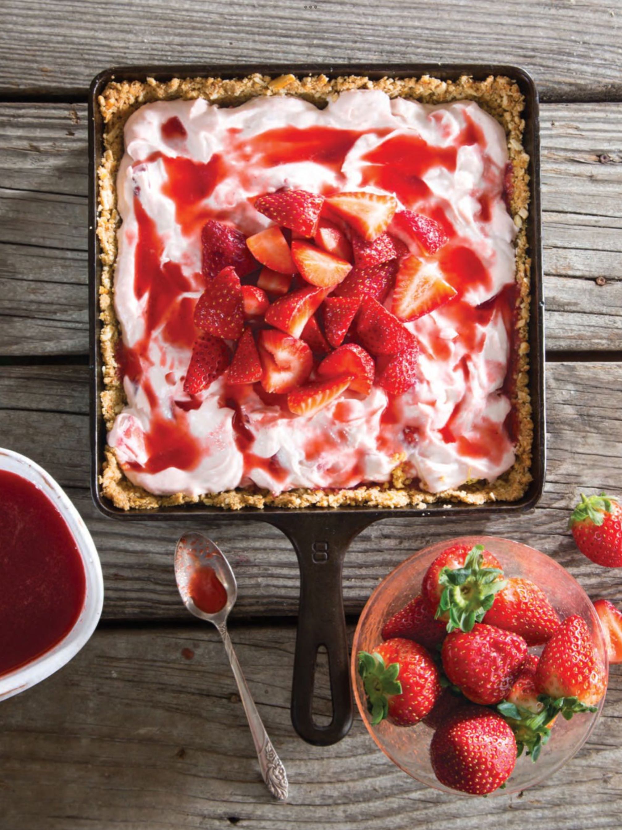 Taste of the South Southern Potluck 2022  (June) magazine collectible - Main Image 2