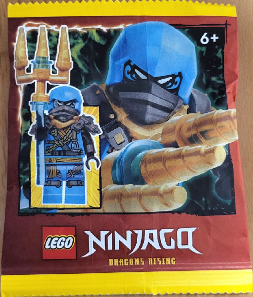 LEGO NINJAGO #121  (November) magazine collectible [Barcode 977205725807921] - Main Image 2