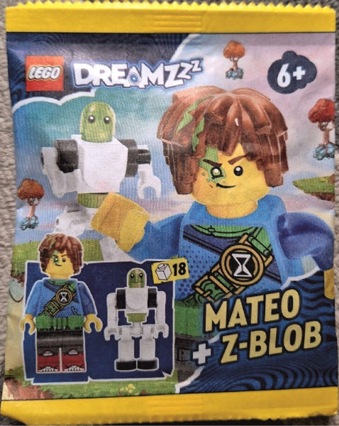 LEGO DREAMZzz #1  (September) magazine collectible [Barcode 977275529400301] - Main Image 2