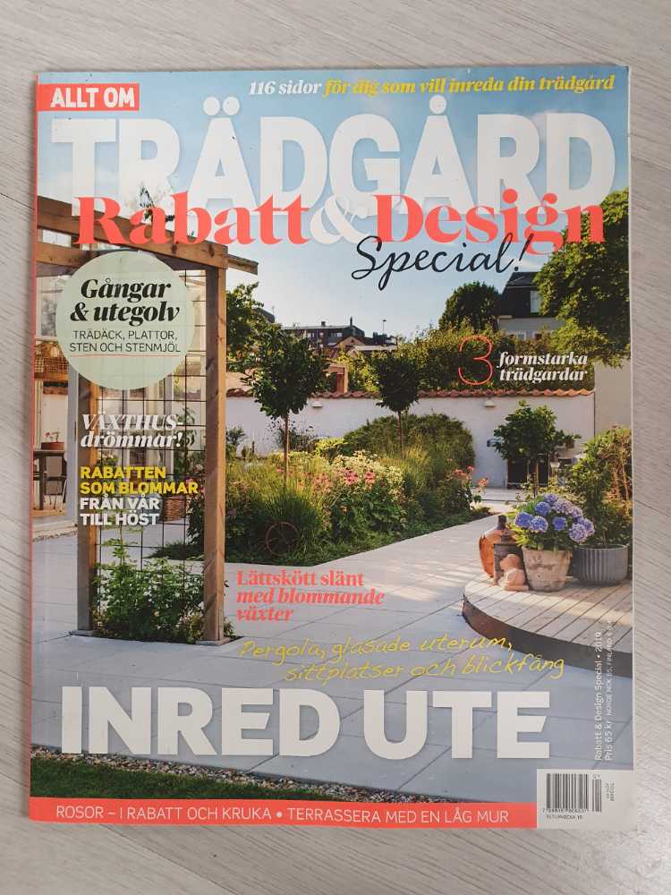 L’Officiel US // Kendall Jenner