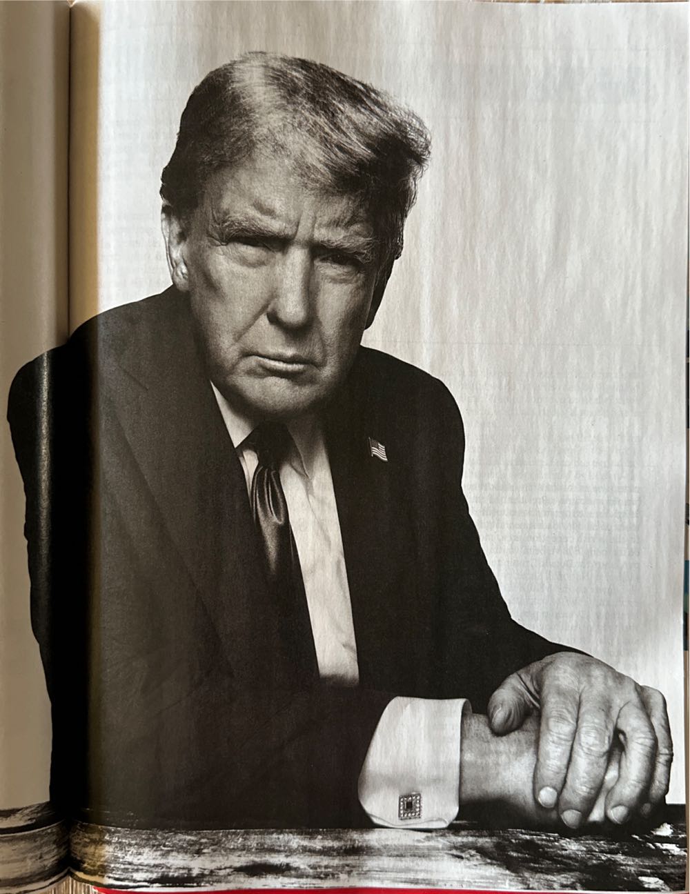 Time: Person of the Year Donald Trump  (January) magazine collectible [Barcode 07148610092844] - Main Image 3