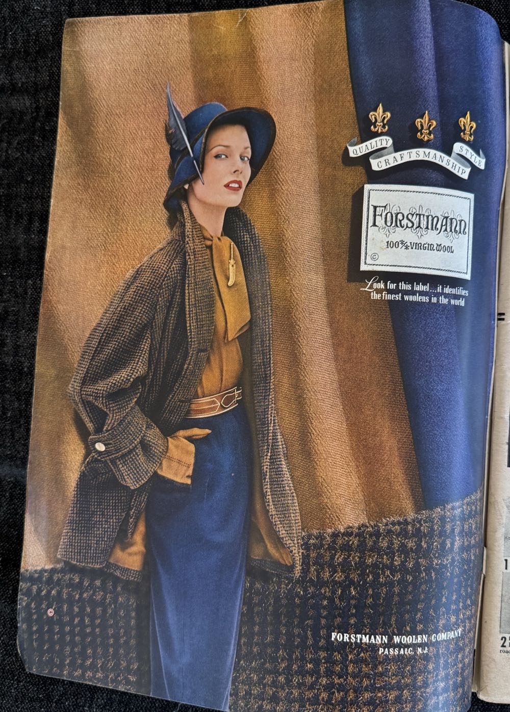 Life  (October) magazine collectible - Main Image 3