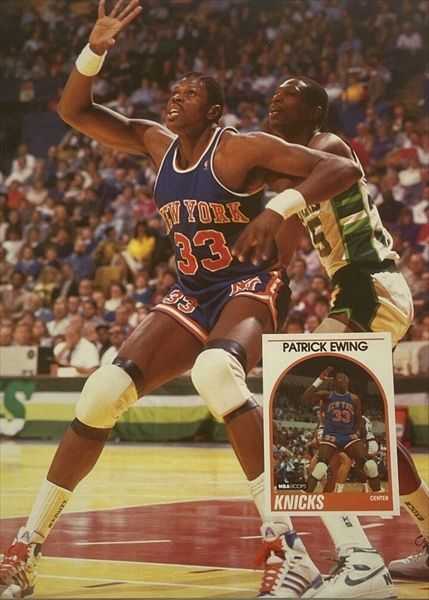 1990 BECKETT BASKETBALL  (April) magazine collectible - Main Image 2