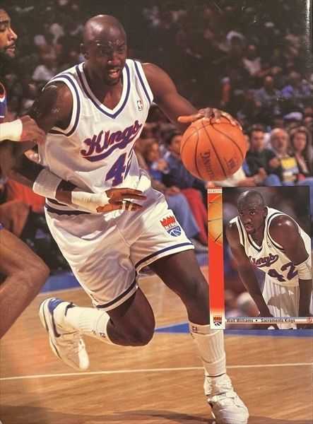 1993 BECKETT BASKETBALL  (February) magazine collectible - Main Image 2