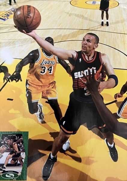 1999 BECKETT BASKETBALL  (February) magazine collectible - Main Image 2