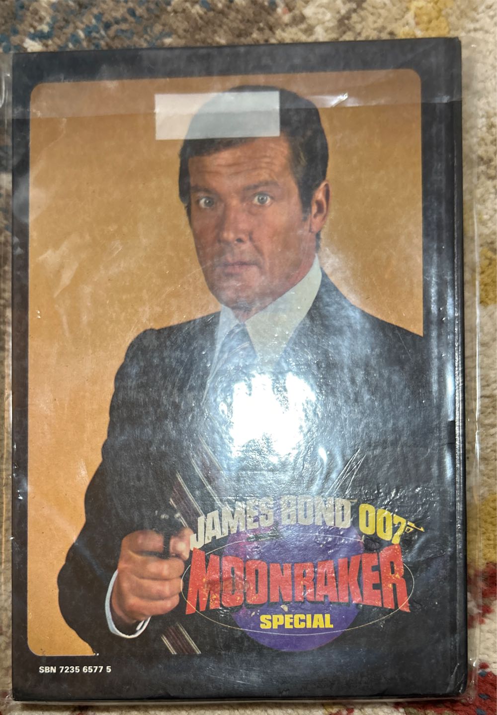 James Bond 007 Moonraker  magazine collectible - Main Image 2