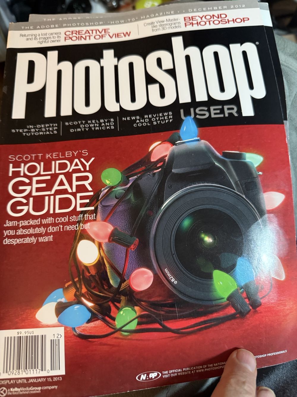 Photoshop User  (December) magazine collectible [Barcode 00928101117012] - Main Image 4