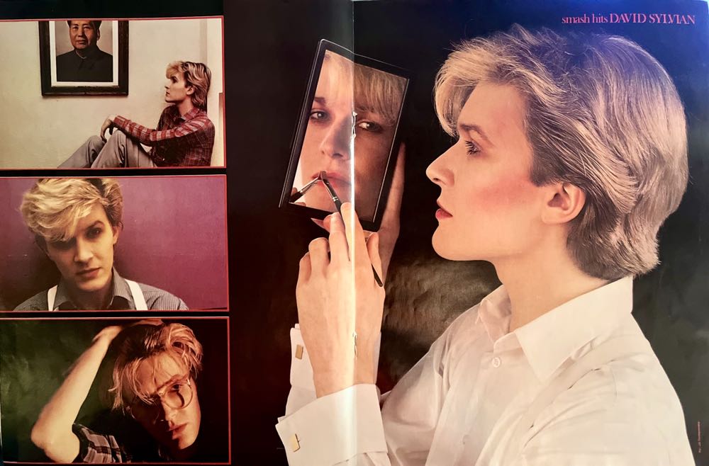 Smash Hits 8204 Apr 15-28 1982 Bananarama Cover  (April) magazine collectible - Main Image 2