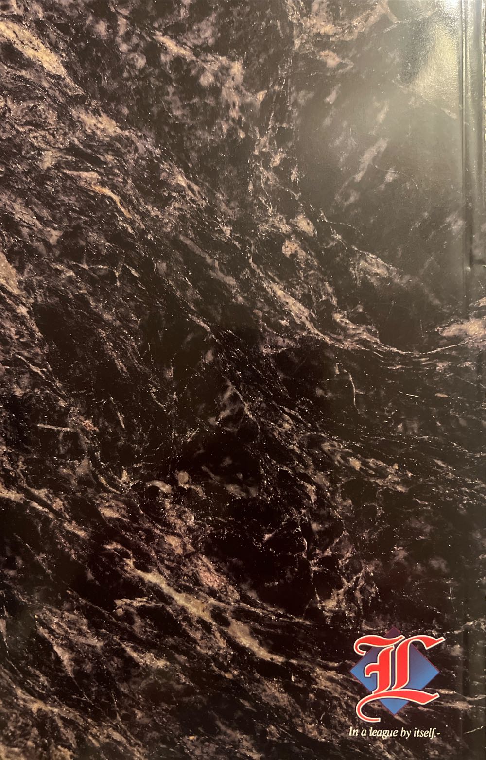 Legends Sports Memorabilia  (September) magazine collectible [Barcode 72241975327709] - Main Image 2