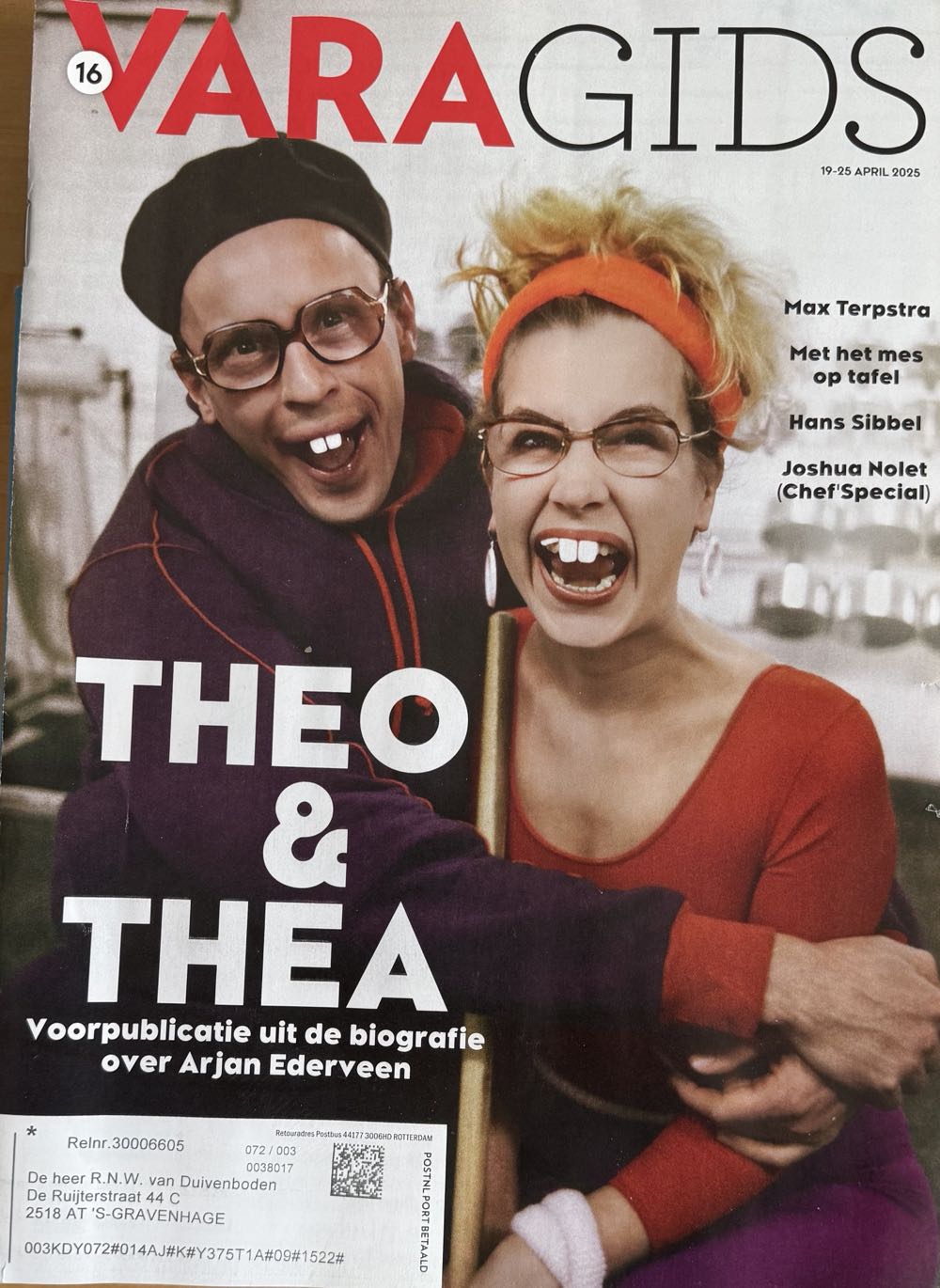 Smash Hits 8204 Apr 15-28 1982 Bananarama Cover