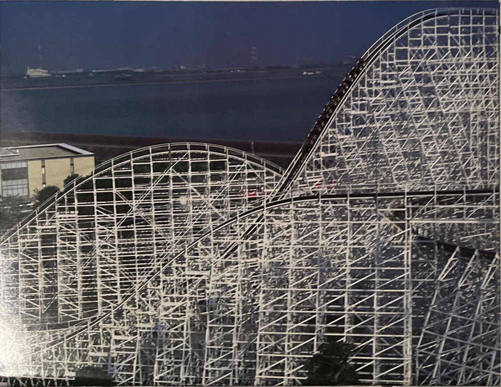 Rollercoaster! Vol. 27 Nr. 4  magazine collectible - Main Image 2