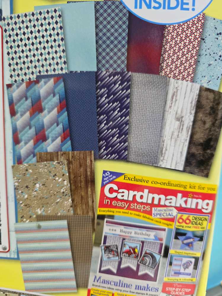 Cardmaking In Easy Steps  magazine collectible - Main Image 3