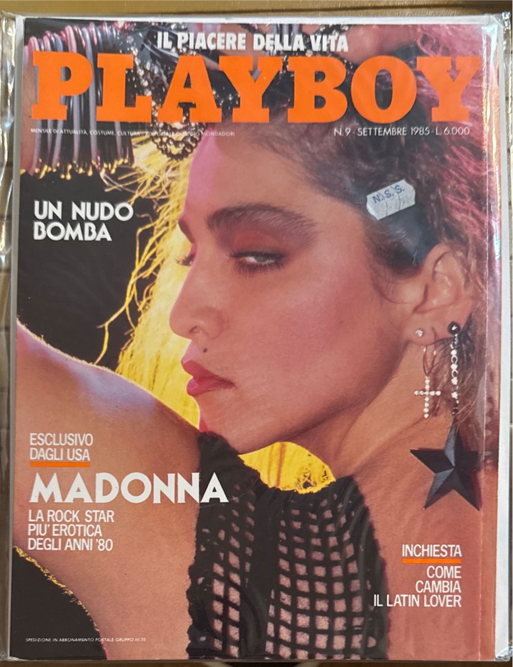 Icons Series The Story Of Madonna