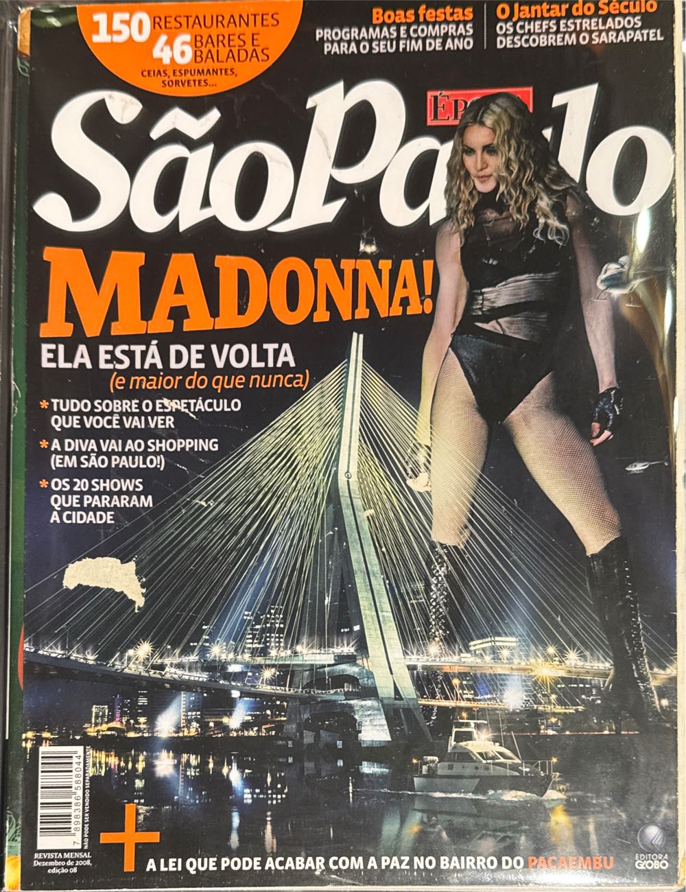 Walt Disney: From Mickey To Magic Kingdom