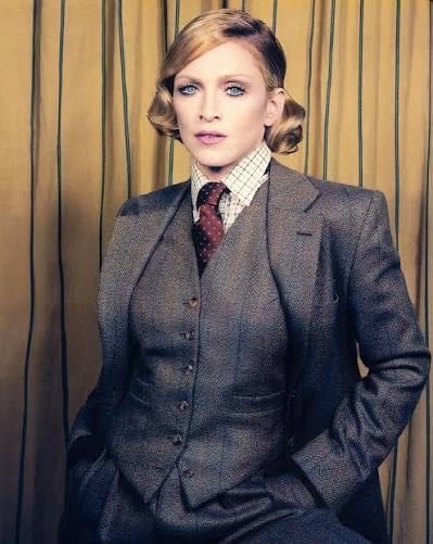 Vanity Fair  (October) magazine collectible - Main Image 3