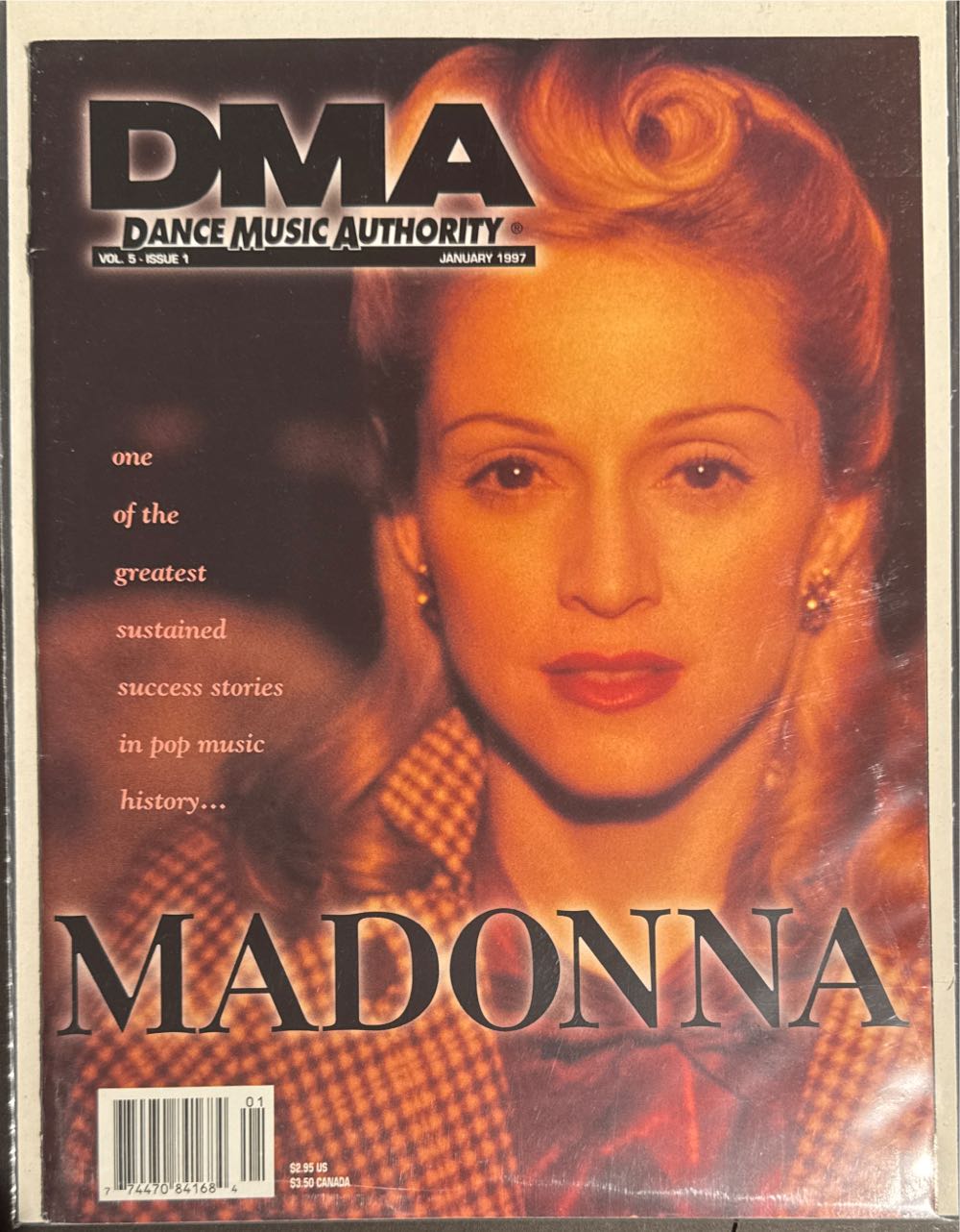 *Avril Lavigne In Rock Magazine