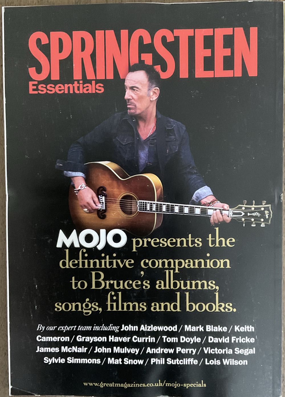 Bruce Springsteen, Essentials  magazine collectible [Barcode 07485123661167] - Main Image 2
