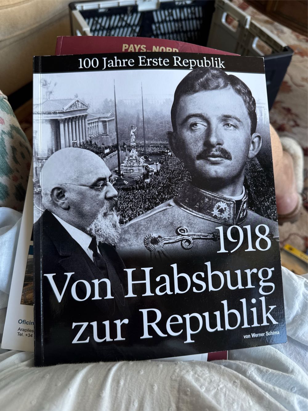 Alemanas  magazine collectible [Barcode 912002929525420] - Main Image 2