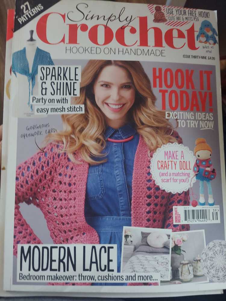 Simply Crochet  magazine collectible - Main Image 1