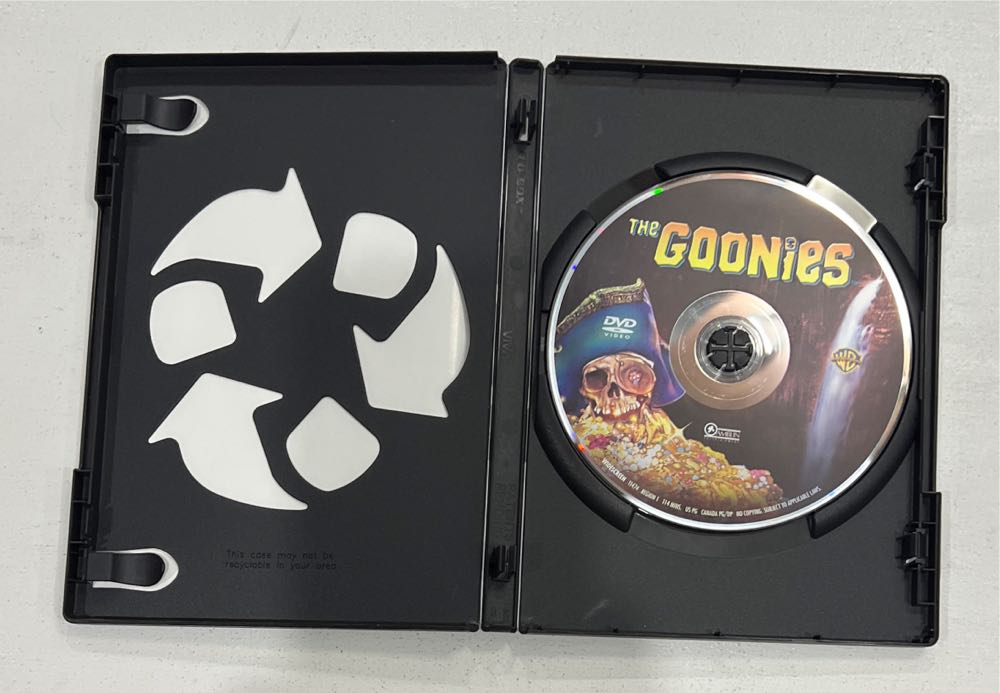 The Goonies DVD movie collectible [Barcode 883929417124] - Main Image 2