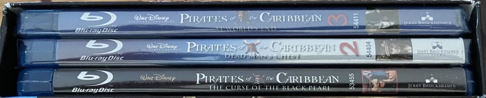 Pirates of the Caribbean: The Curse of the Black Pearl, Pirates of the Caribbean: Dead Man’s Chest, Pirates of the Caribbean: At World’s End Blu-ray movie collectible [Barcode 786936773750] - Main Image 3