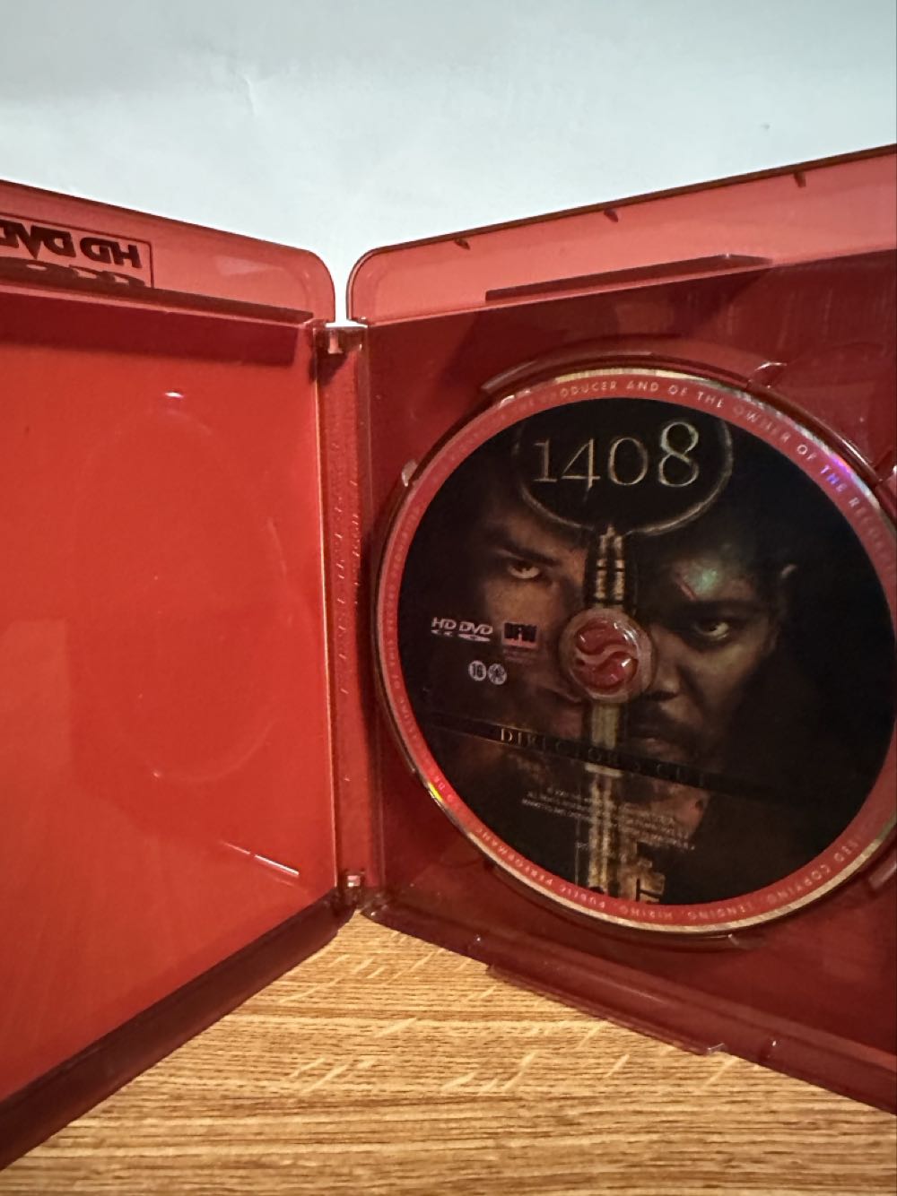 1408 HD DVD movie collectible [Barcode 8715664051733] - Main Image 4